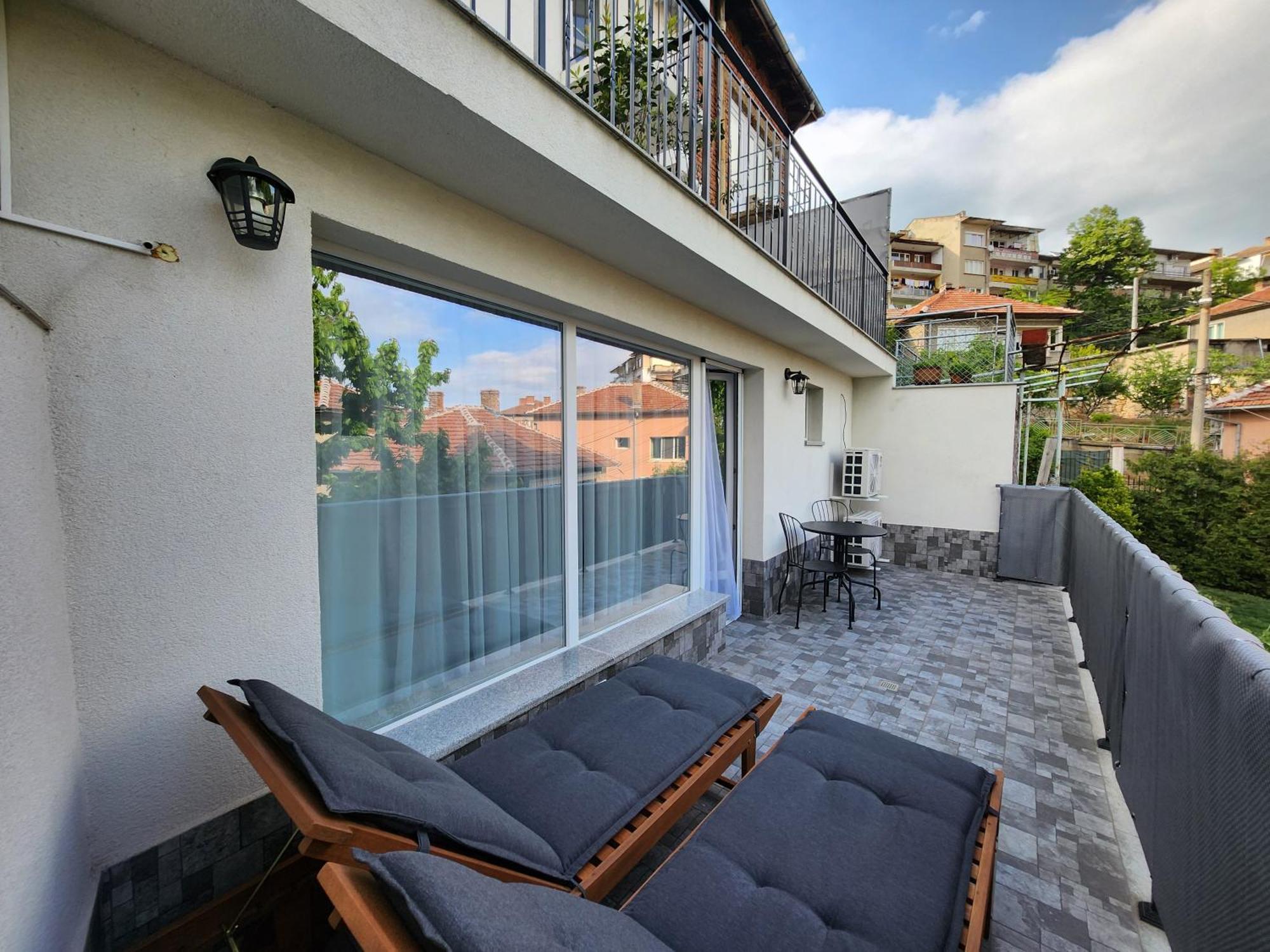 Panoramna - Guest Rooms Veliko Tŭrnovo Eksteriør bilde